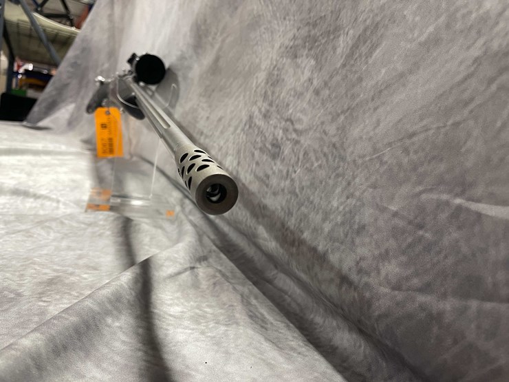 #8067-•-weatherby-mark-v,-300-wby-mag-bolt-action-rifle,-sn:-ss015262,-(neenah,-wi)-image-28