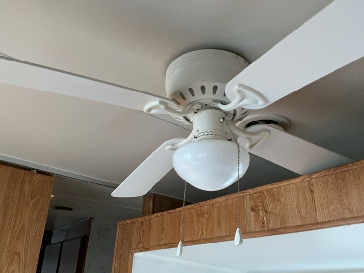 #2251-•-1997-hy-line-travel-trailer-image-25