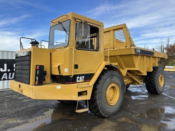 1995-caterpillar-d25d-image-1