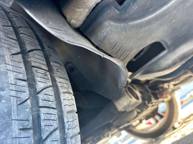 2012-volkswagen-tiguan-image-19