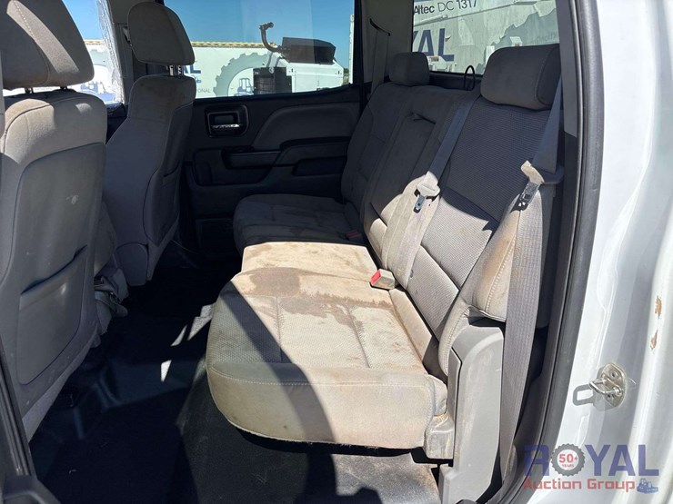 2015-chevrolet-silverado-1500-image-26