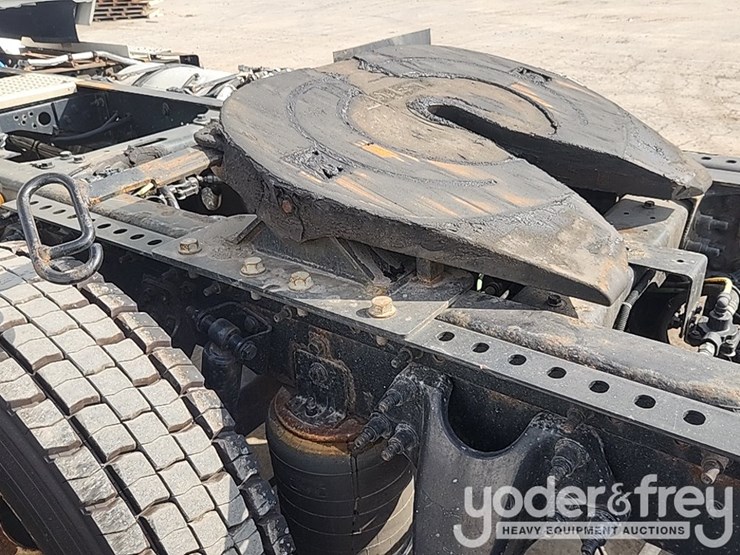 2021-international-rh613-image-19