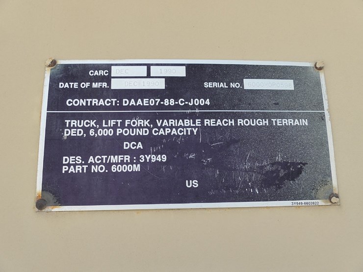 1990-sky-trak-6000m-image-29