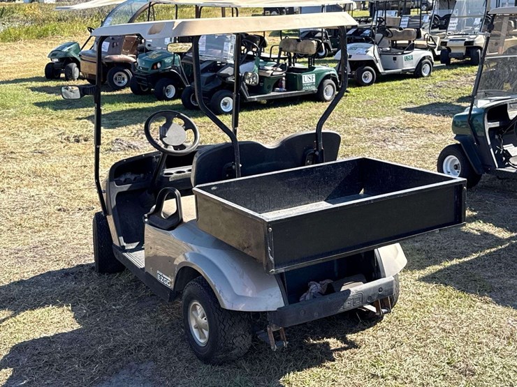 e-z-go-txt-48-electric-utility-cart-image-4