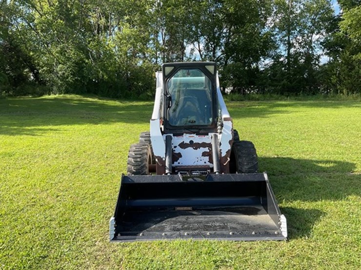 2003-bobcat-s300-image-2