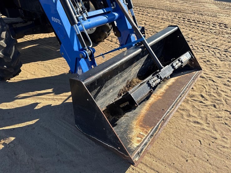 new-holland-t4.75-image-14