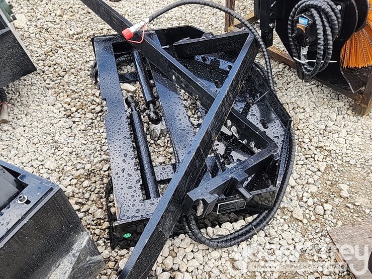 unused-2025-side-shift-forks-to-suit-skidsteer-image-4