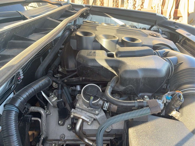 2016-toyota-4-runner-image-29