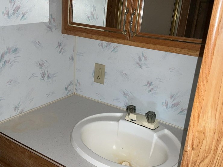 #2251-•-1997-hy-line-travel-trailer-image-27