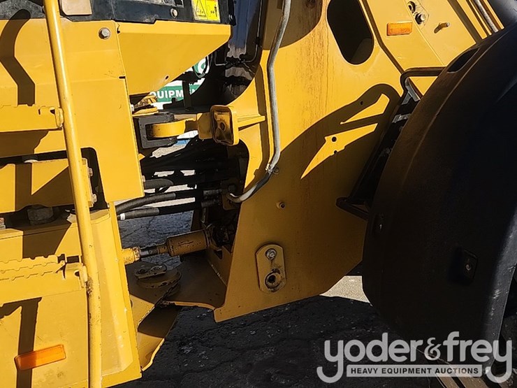 2009-caterpillar-930h-image-37