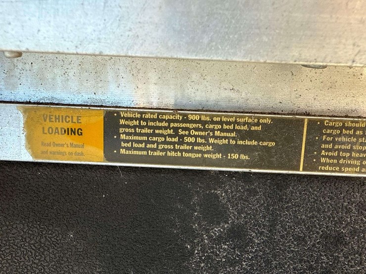 2002-club-car-carryall-2-xrt-gas-utility-cart-image-6