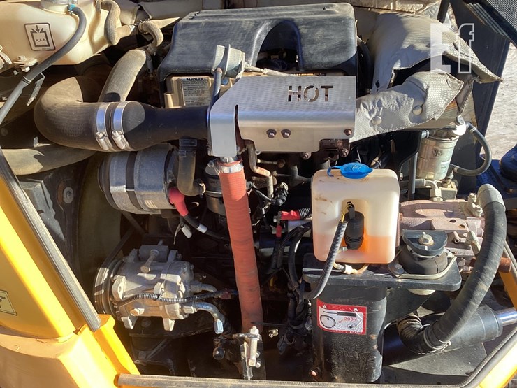 2017-jcb-48z-1-image-15