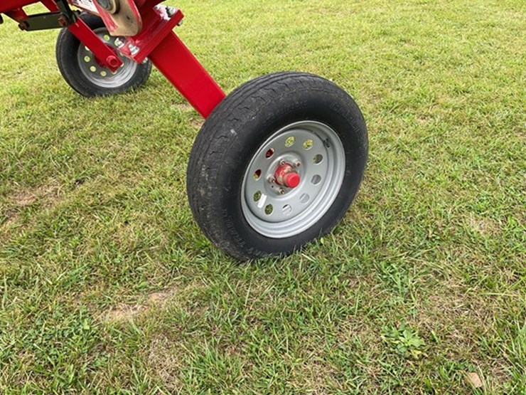 #26-•-2023-h-&-s-ar3212-hay-rake-image-15