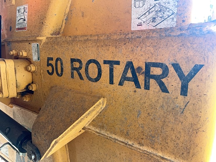 john-deere-6135e-image-18