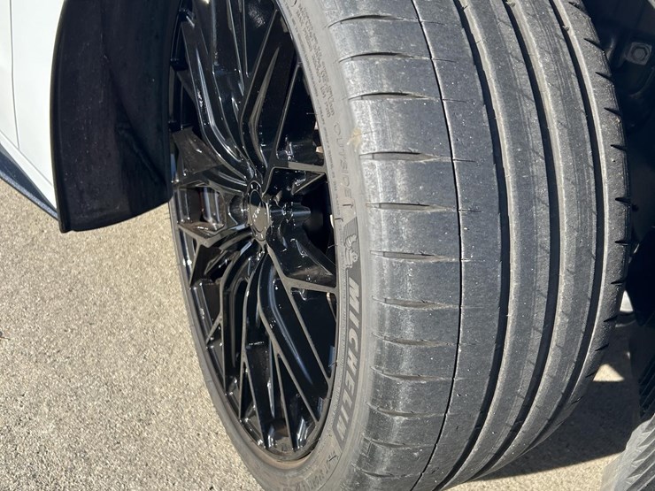 2021-chevrolet-corvette-image-40