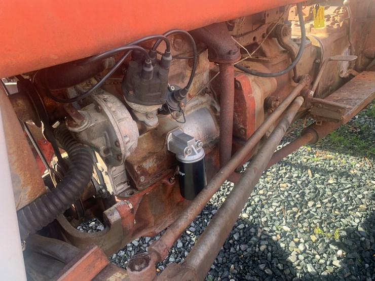 massey-ferguson-135-image-15