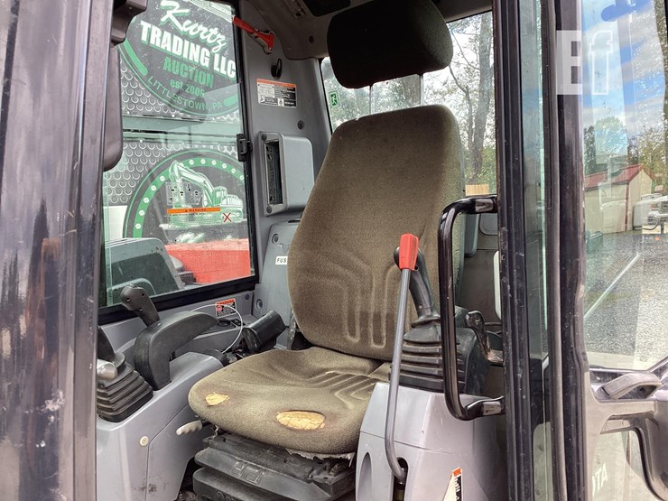 2018-kubota-kx080-4-image-16