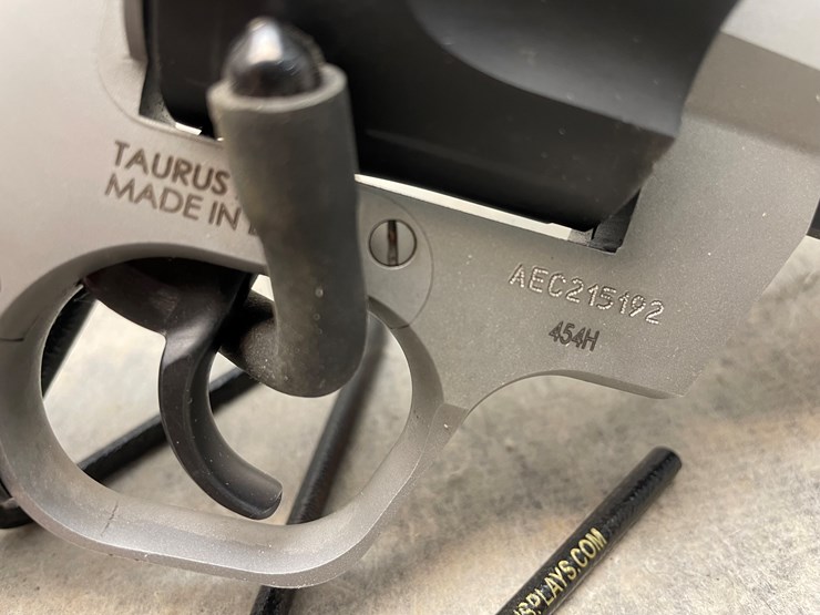 #4513-•-taurus-casull-raging-hunter-454h-revolver,-sn:-aec215192-(princeton,-mn)-image-7