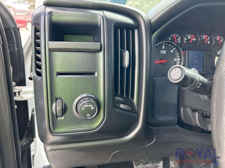 2017-chevrolet-silverado-1500-image-15