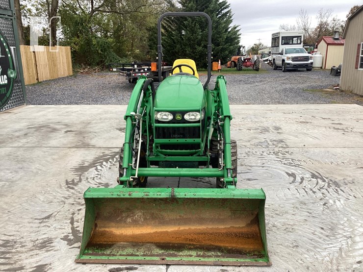2005-john-deere-3120-image-7