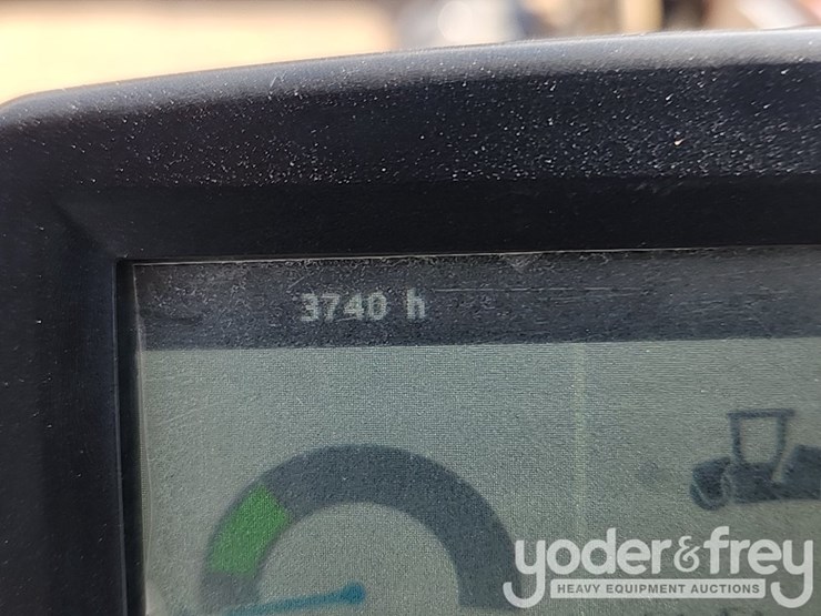 2018-dynapac-cc4200-image-35