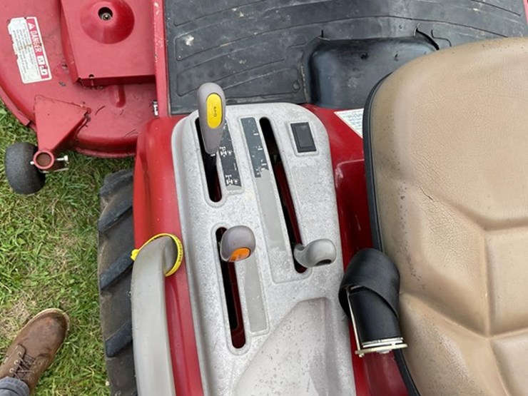 2005-case-ih-dx25e-image-11