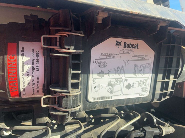 2021-bobcat-s590-image-16