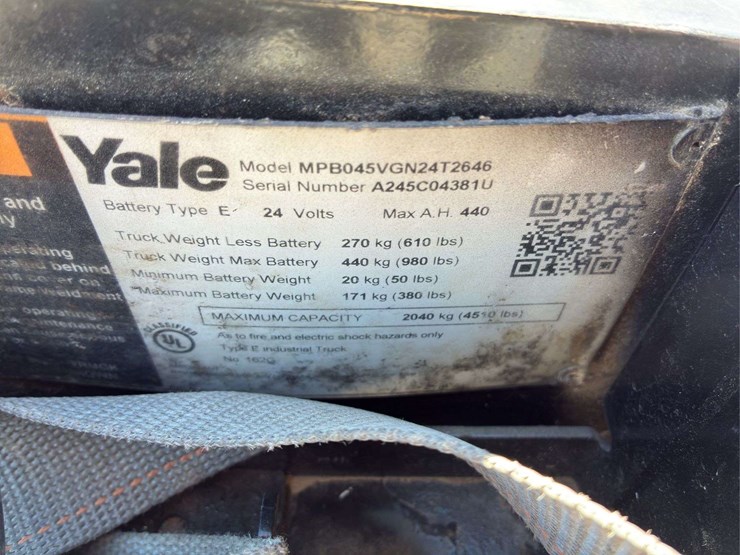 yale-electric-pallet-jack-image-7
