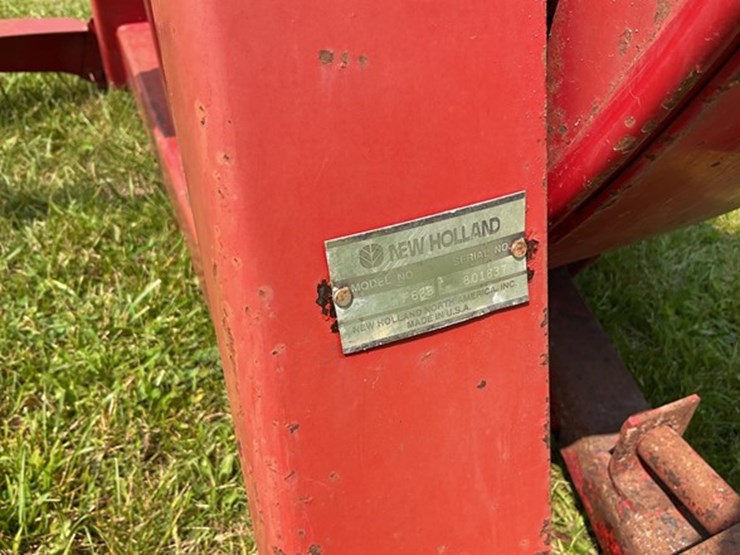 2002-new-holland-f62b-image-10