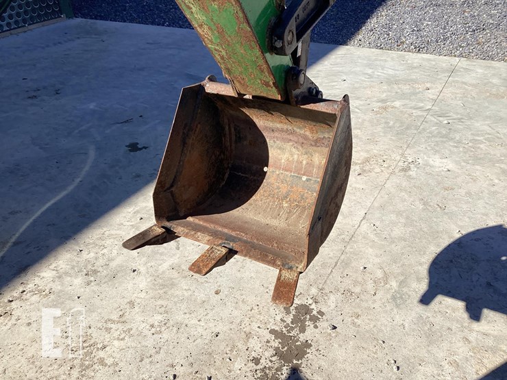 2011-john-deere-3720-image-9