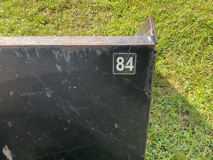 2007-new-holland-l185-image-17