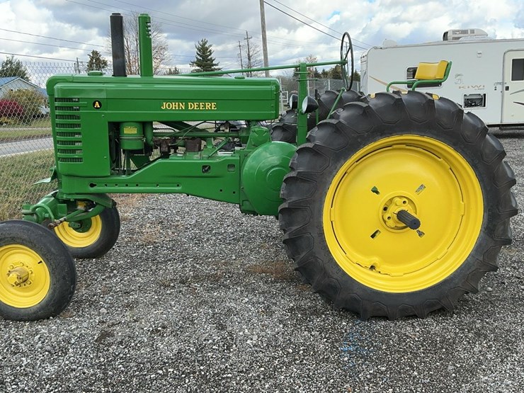 1940-john-deere-model-a-image-2