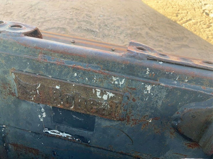 2019-bobcat-s570-image-9