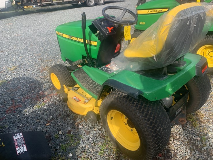 john-deere-gt242-image-4