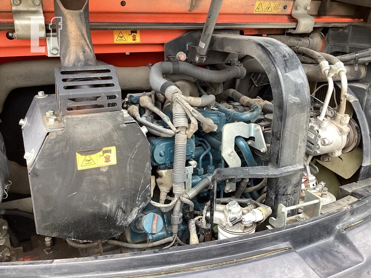 2018-kubota-kx080-4-image-15