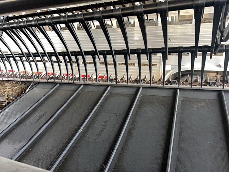 macdon-draper-head,-flex-135-image-9