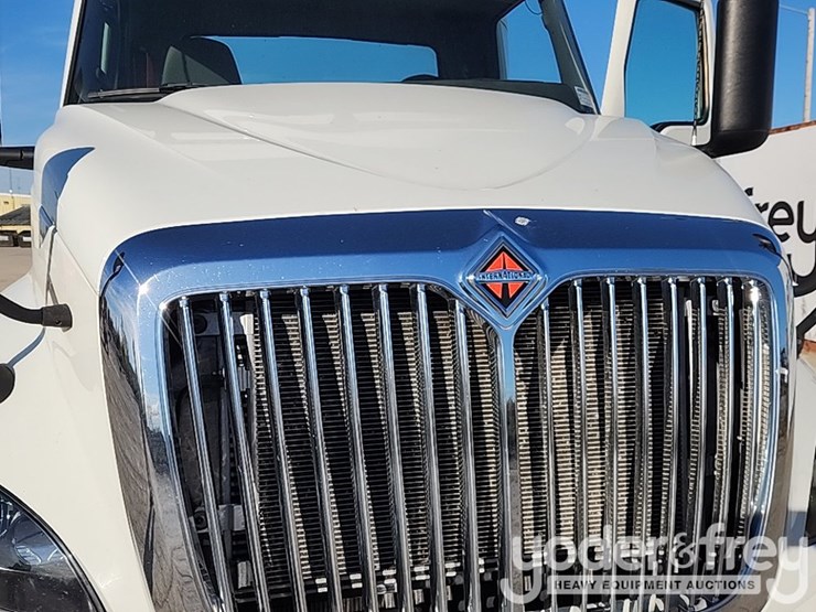 2021-international-rh613-image-57