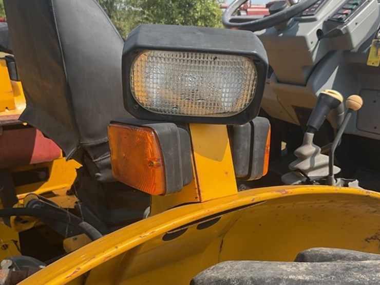 1997-massey-ferguson-660-image-16