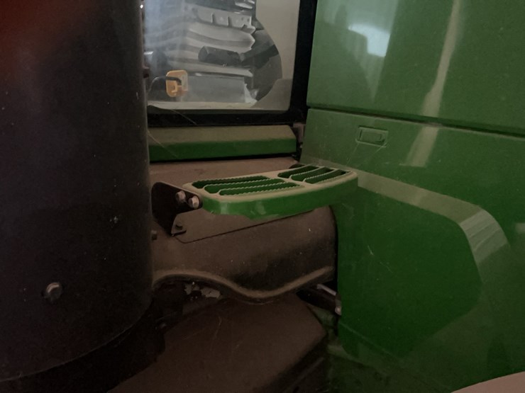 john-deere-7210-image-7