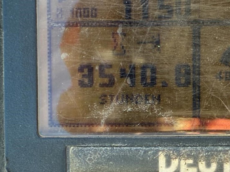 2018-skyjack-sj1056th-image-24