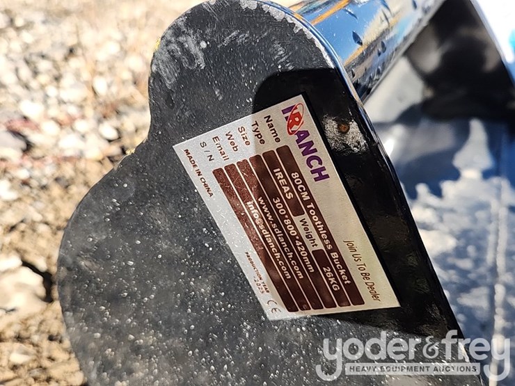 2025-32"-bucket-to-suit-mini-excavator-image-6