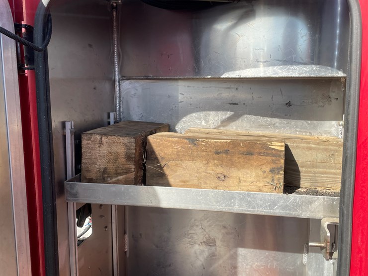 #3824-•-2019-peterbilt-heavy-rotator-(has-mn-title-in-delay,-may-take-6-8-weeks)-image-80