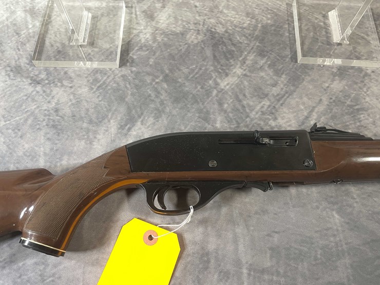 #8091-•-remington-mohawk-10c,-22-lr-semi-auto-rifle,-sn:-2243717,-(neenah,-wi)-image-4