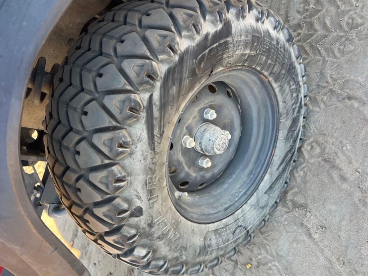 2019-kubota-rtvx1140-image-14