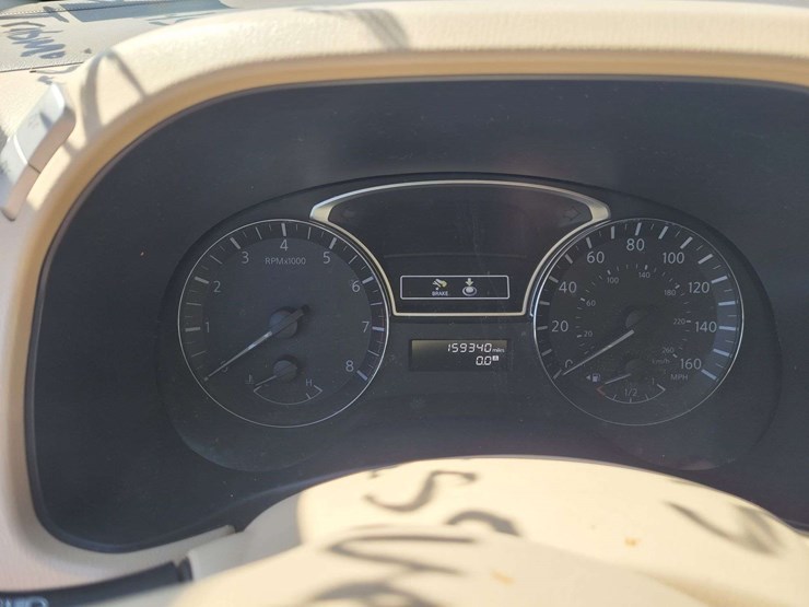 2014-nissan-pathfinder-image-15