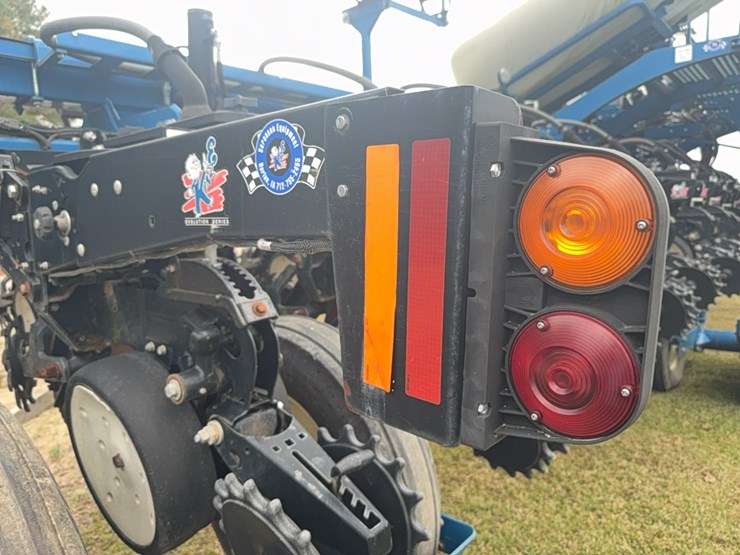 kinze-3660-image-35