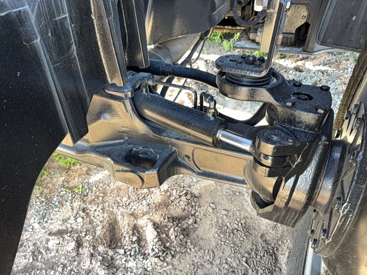 2017-case-ih-magnum-250-image-63