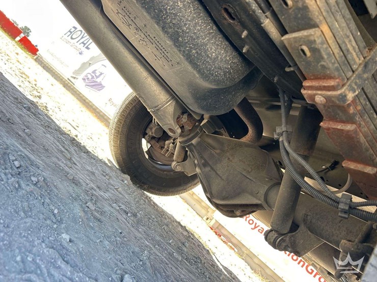 2019-gmc-3500-image-19