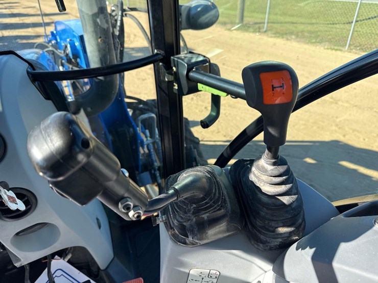 new-holland-t4.75-image-20