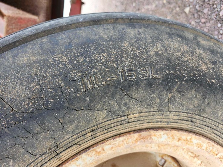 kory-farm-equipment-gravity-wagon-image-19